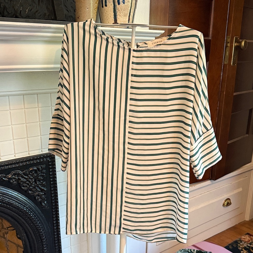 Cherish ‎ White and Green Striped Blouse w/wide arms. Worn a few times
